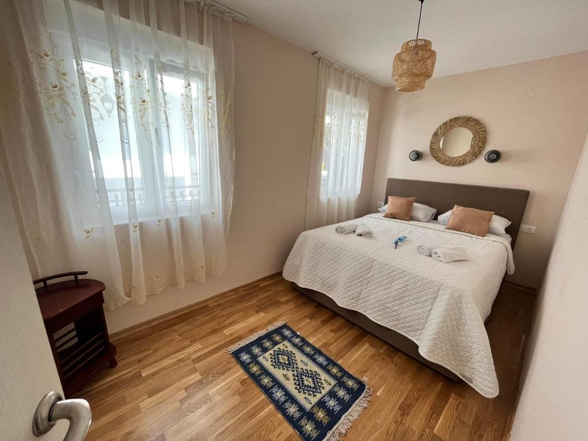 Fortunella Apartments Херцег-Нови Экстерьер фото